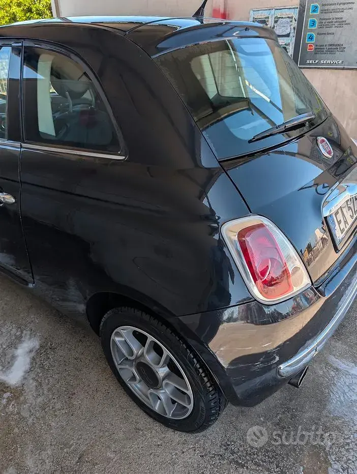 Begagnad Fiat 500 Pop 75 HK (55 kW) 2010 Svart Sedan