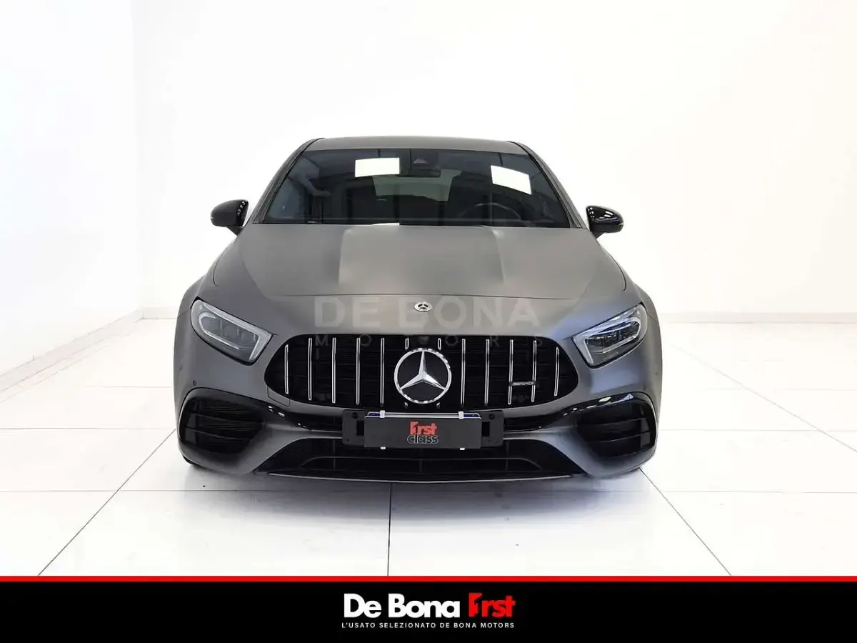 Usata Mercedes A45 AMG AMG 421 CV (309 kW) 2021 Grigio opaco Utilitaria
