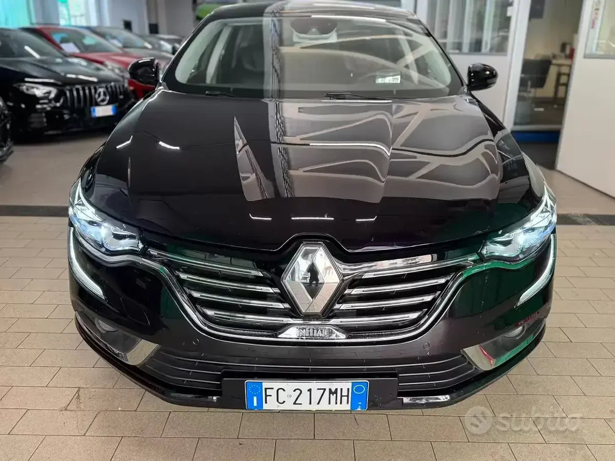 Usata Renault Talisman Initiale Paris 160 CV (117 kW) 2016 Viola Berlina