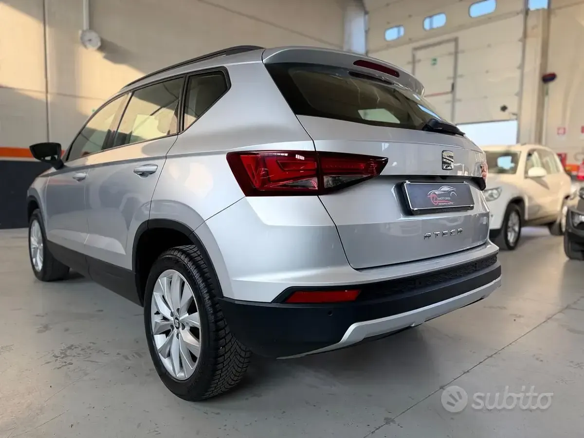 Usata Seat Ateca Business 116 CV (85 kW) 2018 Grigio SUV