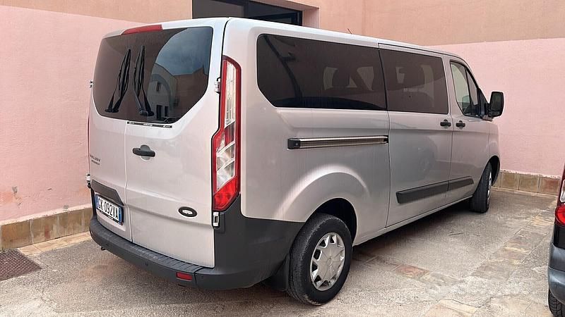 Usata Ford Transit Custom Trend 131 CV (96 kW) 2017 Grigio Monovolume