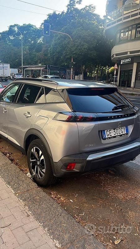 Usata Peugeot 2008 110 CV (80 kW) 2020 Grigio SUV