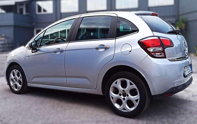 Usata Citroën C3 82 CV (60 kW) 2016 Grigio alluminio Berlina