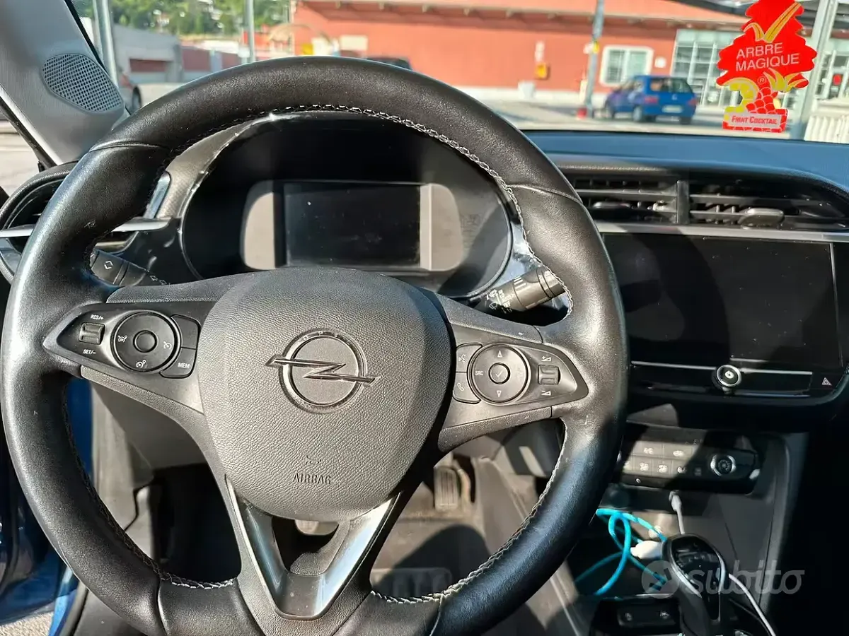 Usata Opel Corsa Elegance 75 CV (55 kW) 2021 Bluazzurro Utilitaria