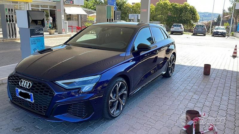 Usata Audi A3 S-Line 150 CV (110 kW) 2022 Blu Berlina