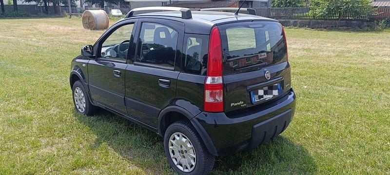 Usata Fiat Panda 4x4 69 CV (50 kW) 2012 Utilitaria