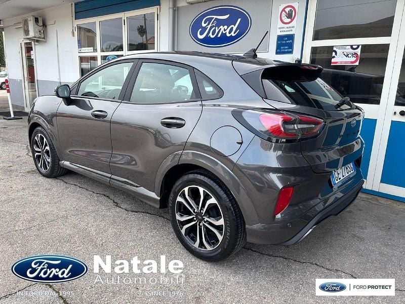 Usata Ford Puma ST-Line 124 CV (91 kW) 2021 Gray SUV