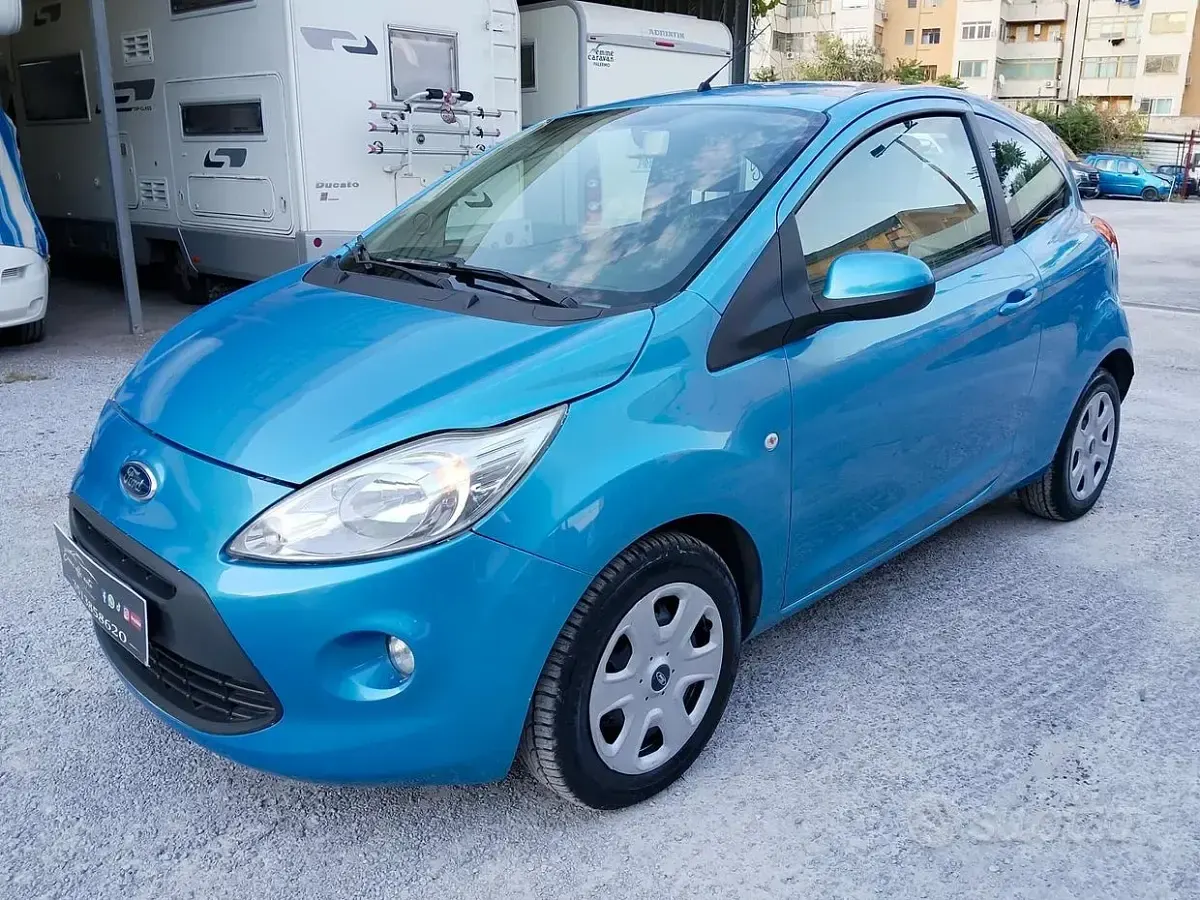 Usata Ford Ka 69 CV (50 kW) 2011 Bluazzurro Utilitaria