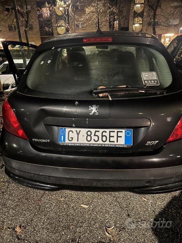 Usata Peugeot 207 95 CV (69 kW) 2008 Nero Berlina
