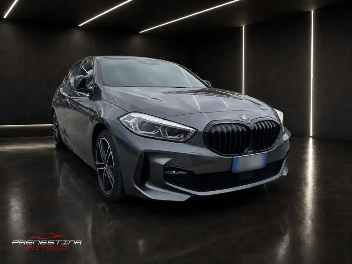 Usata BMW 118 M Sport 150 CV (110 kW) 2021 Grigio Berlina