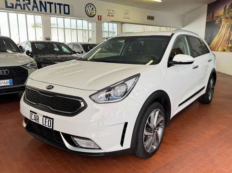 Bianco Usata 2019 Kia Niro Style SUV | 15.000 € (Buon prezzo) - Immagine 1/4