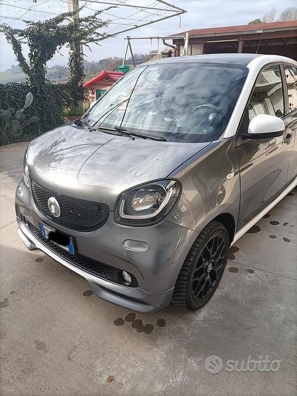 Usata Smart ForFour Passion 90 CV (66 kW) 2018 Utilitaria