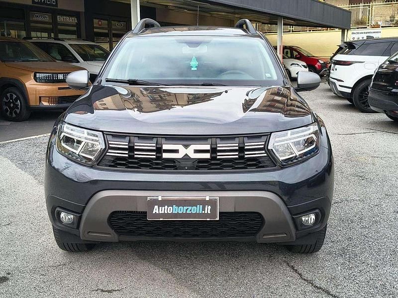 Usata Dacia Duster Journey 101 CV (74 kW) 2023 Grigio scuro metallizzato SUV