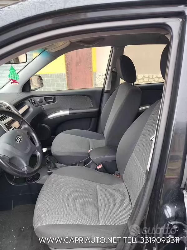 Usata Kia Sportage Active 150 CV (110 kW) 2010 Nero SUV
