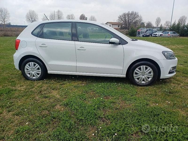 Usata VW Polo Trendline 60 CV (44 kW) 2014 Bianco Berlina