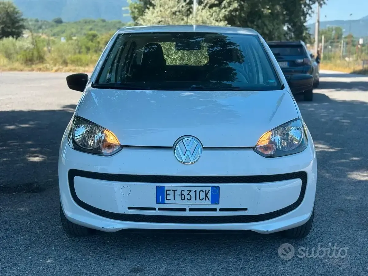 Usata VW up! 68 CV (50 kW) 2013 Bluazzurro Utilitaria