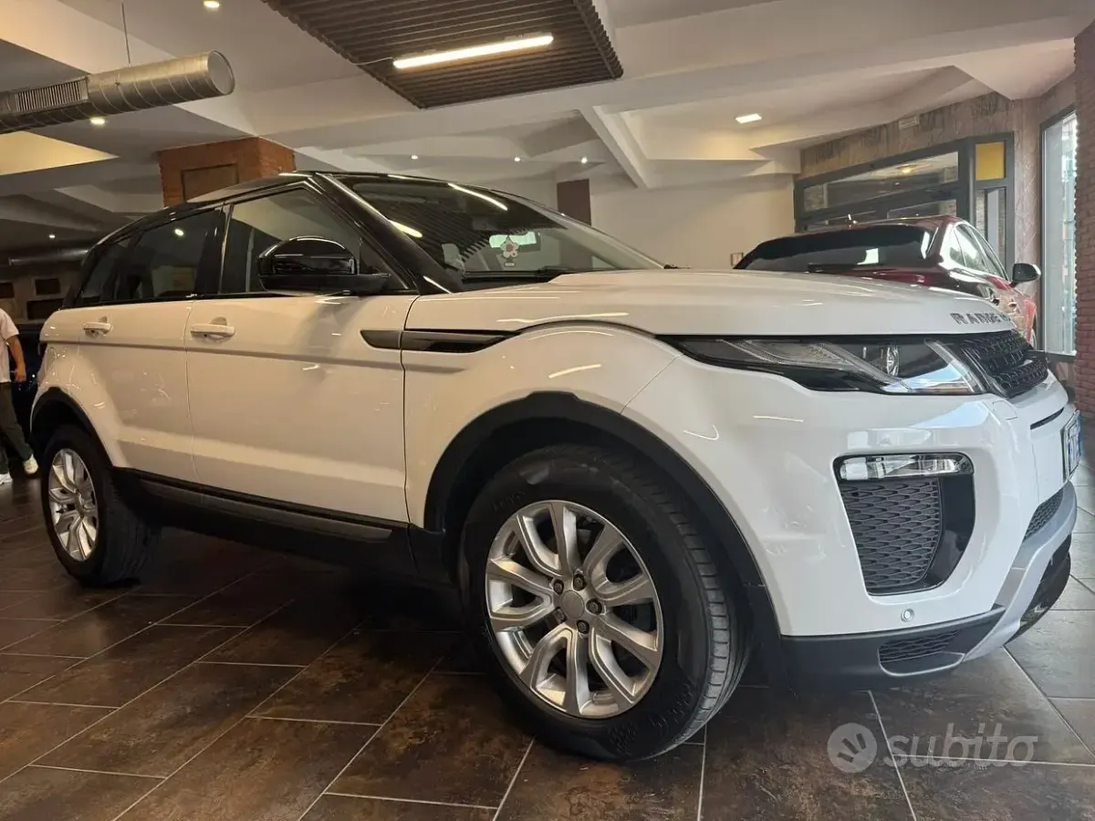 Usata Land Rover Range Rover evoque HSE 150 CV (110 kW) 2017 Bianco SUV