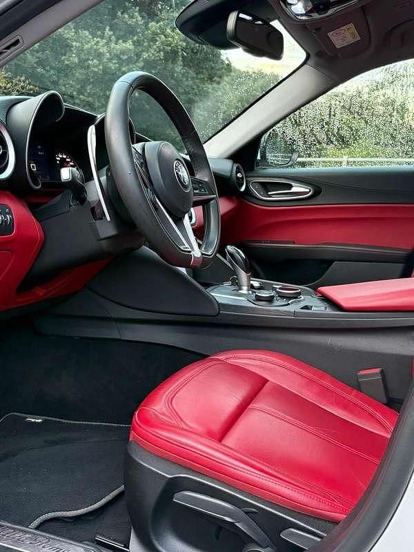 Usata Alfa Romeo Giulia Super 190 CV (139 kW) 2019 Berlina