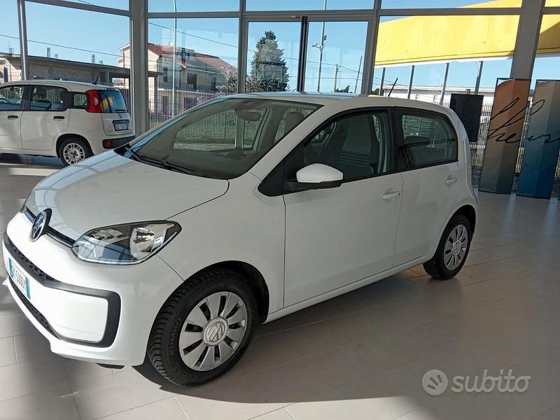 Bianco Usata 2022 VW up! Due volumi | 10.600 € (Buon prezzo) - Immagine 1/4