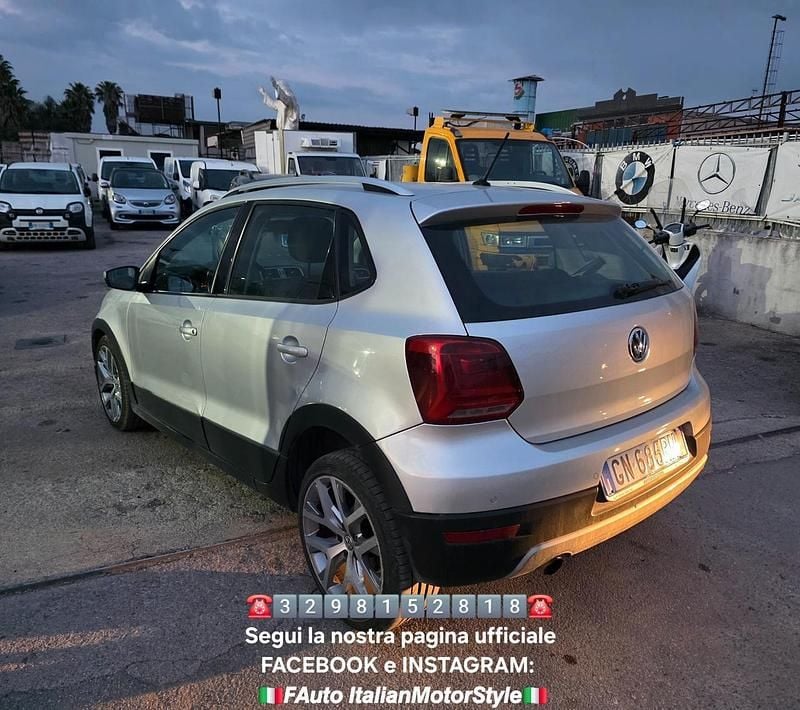 Usata VW Polo Cross 89 CV (65 kW) 2017 Argento Utilitaria