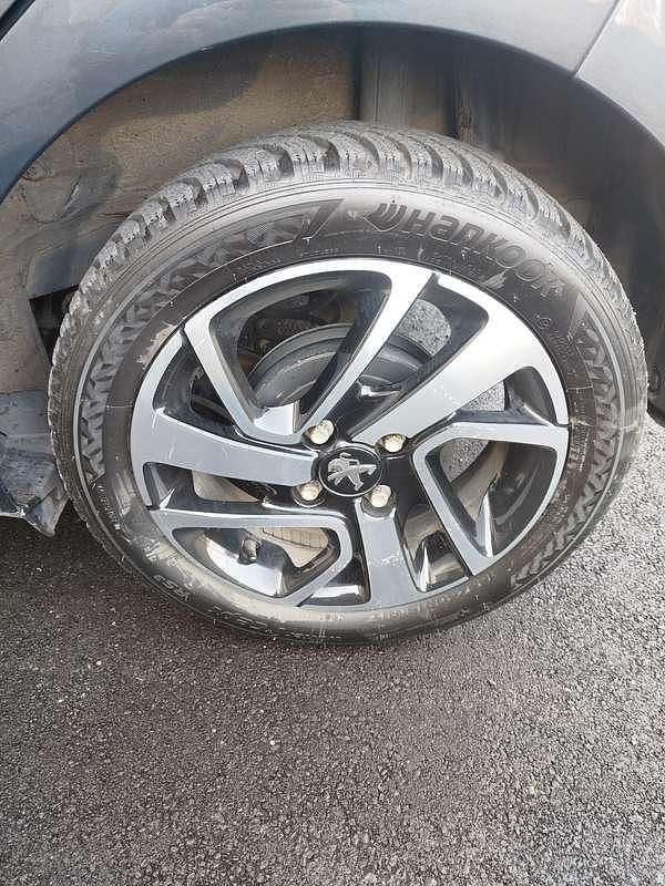 Usata Peugeot 108 Style 82 CV (60 kW) 2017 Berlina