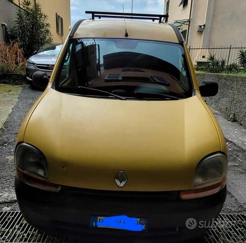 Usado Renault Kangoo 64 CV (47 kW) 2000 Monovolumen