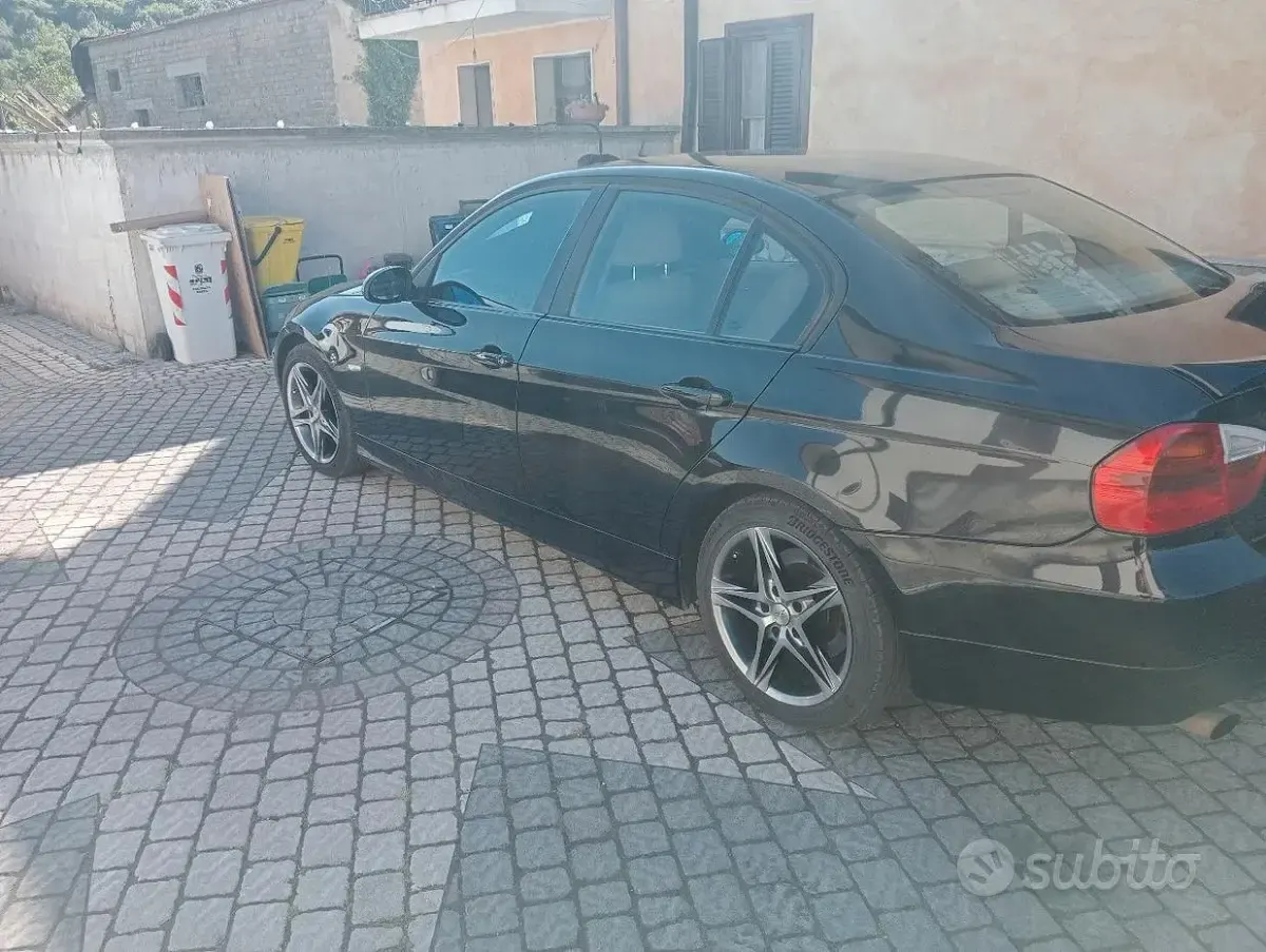 Usata BMW 320 M Sport 177 CV (130 kW) 2007 Nero Berlina