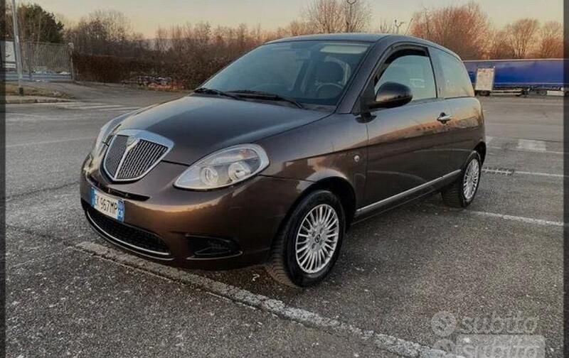 Usato 2009 Lancia Ypsilon 1.4 LPG_Hybrid 77 CV (4.500 €)