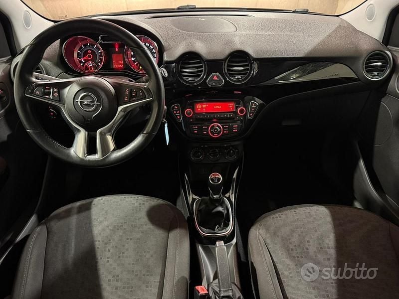 Usata Opel Adam 101 CV (74 kW) 2013 Utilitaria