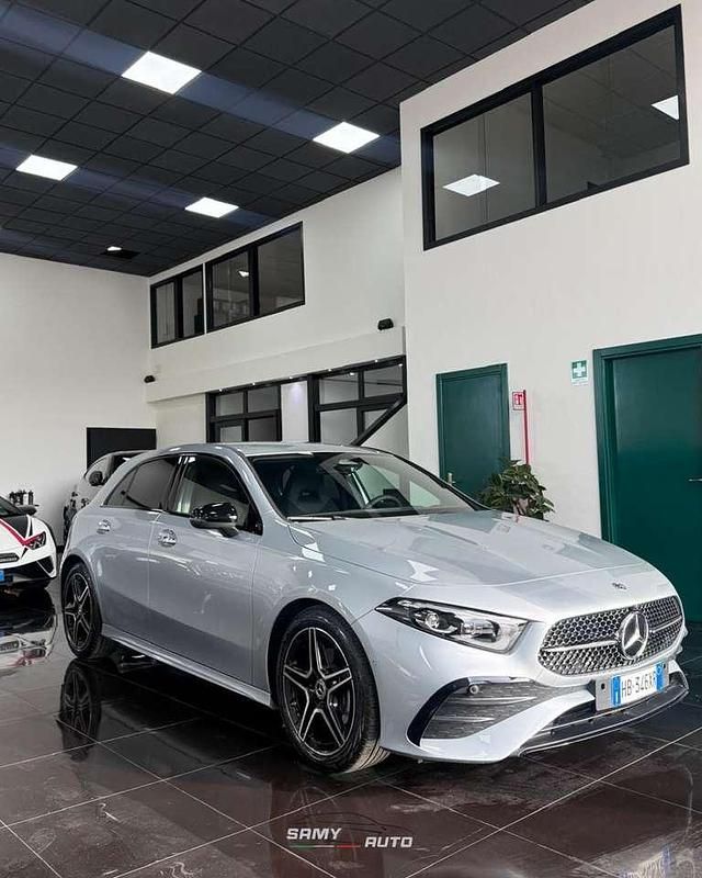 Nuova Mercedes A180 Advanced 116 CV (85 kW) 2026 Argento Berlina