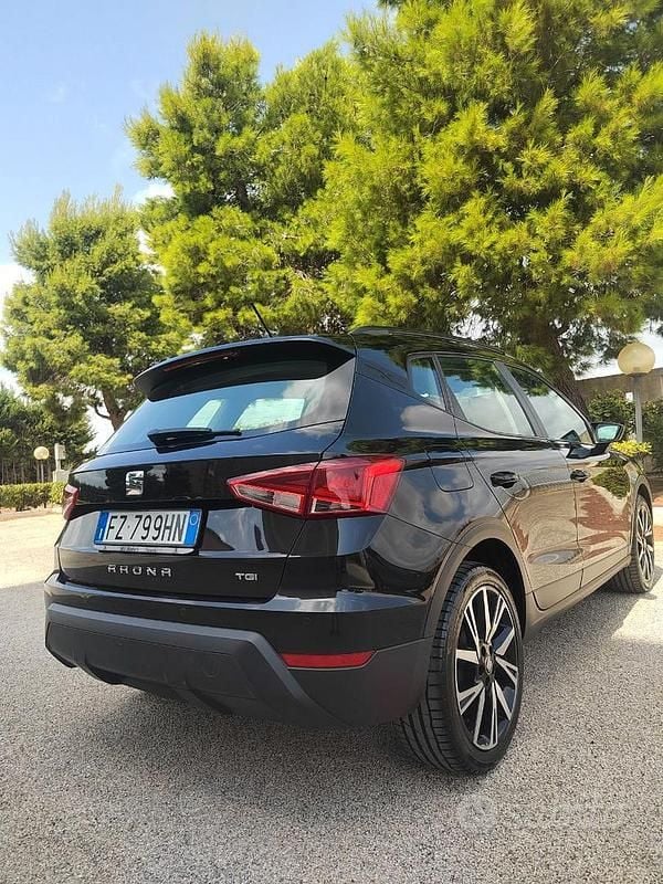 Usata Seat Arona Black Edition 90 CV (66 kW) 2020 Nero SUV