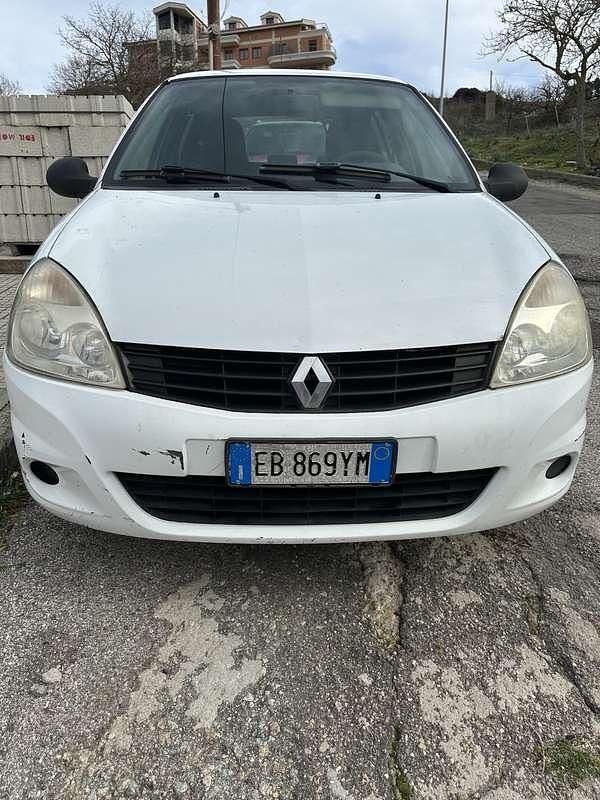 Usata Renault Clio II 58 CV (42 kW) 2010 Berlina