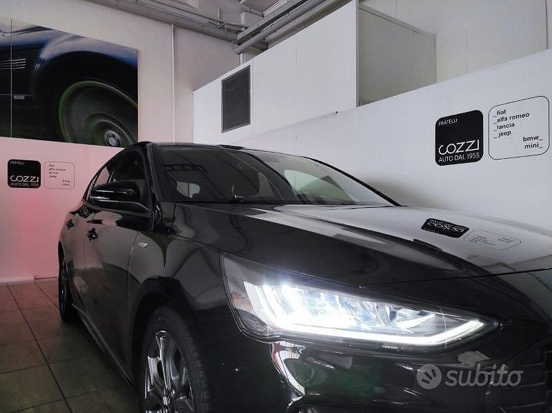 Usata Ford Focus ST-Line 116 CV (85 kW) 2025 Nero Berlina