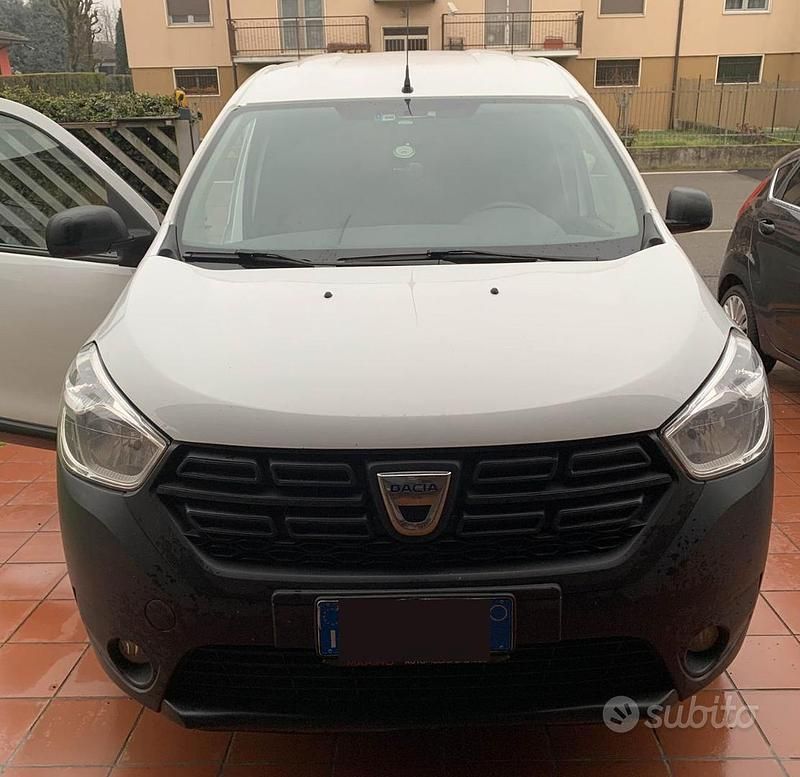 Usata Dacia Dokker 106 CV (77 kW) 2019 Bianco Monovolume