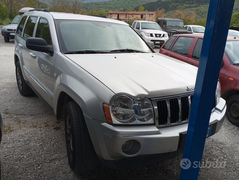 Usata Jeep Grand Cherokee Limited 218 CV (160 kW) 2006 Argento SUV