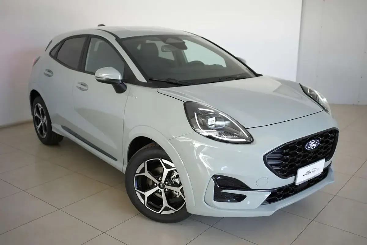 Nuova Ford Puma ST-Line 124 CV (91 kW) 2026 Cactus grey SUV