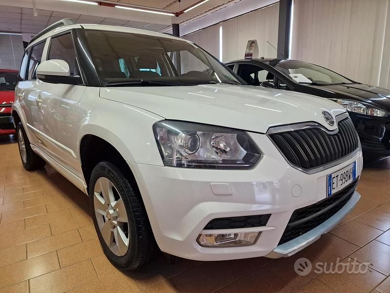 Usata Skoda Yeti Outdoor 105 CV (77 kW) 2014 Bianco SUV
