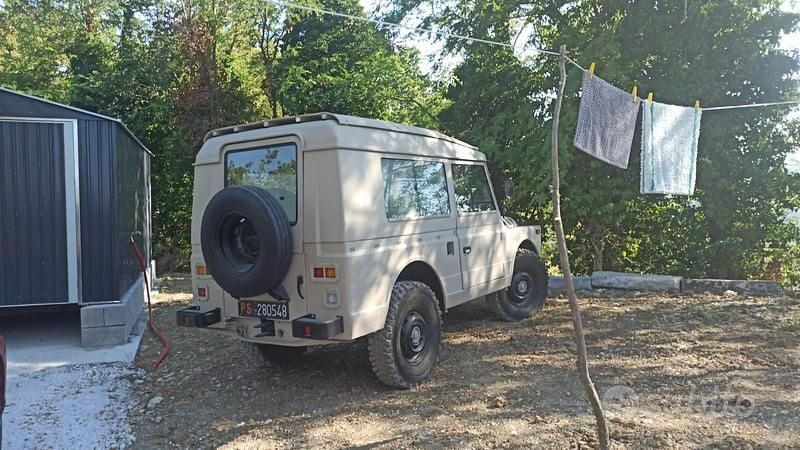 Usata Fiat Campagnola 72 CV (52 kW) 1984 Beige SUV
