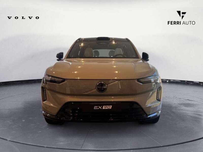 Usata Volvo EX90 Ultra 300 kW (408 CV) 2023 Nero metallizzato SUV