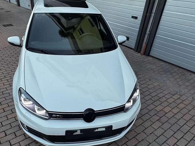 Usata VW Golf 90 CV (66 kW) 2001 Bianco Berlina