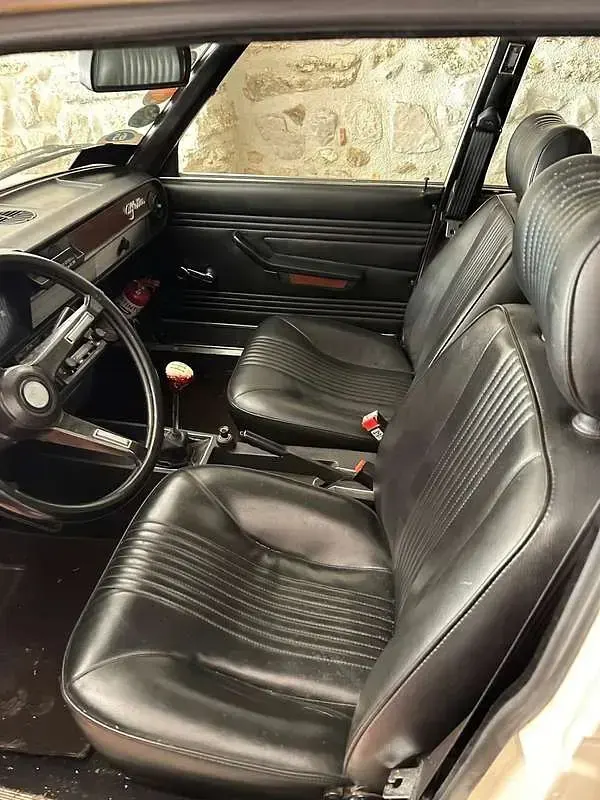 Usata Alfa Romeo Alfetta 109 CV (80 kW) 1979 Berlina