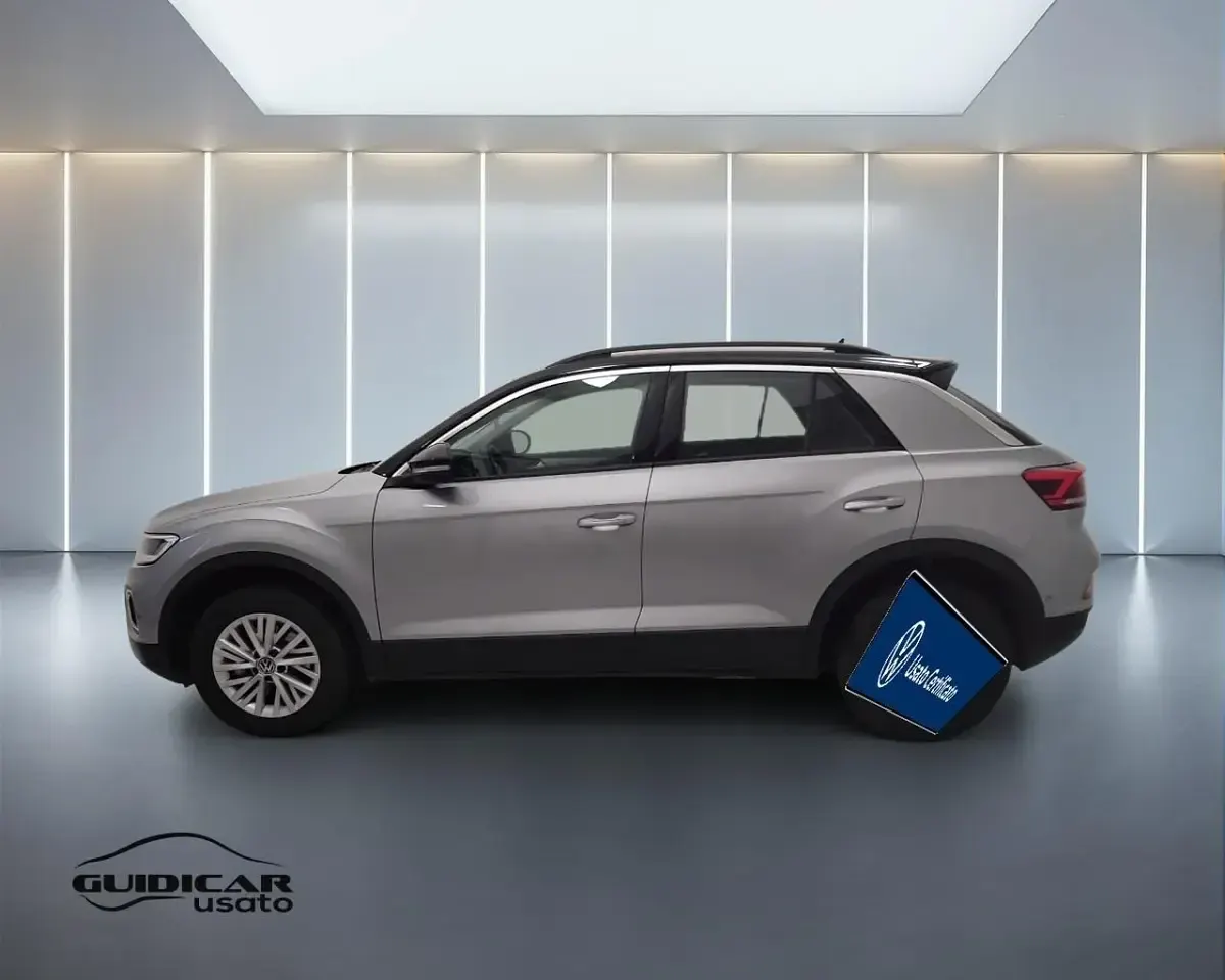 Usata VW T-Roc Life 149 CV (109 kW) 2025 Nero SUV