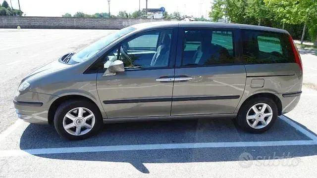 Usata Fiat Ulysse Emotion 170 CV (125 kW) 2009 Grigio Monovolume