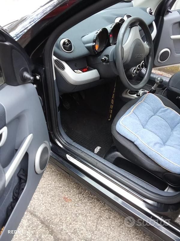 Usata Smart ForFour 68 CV (50 kW) 2006 Grigio Utilitaria