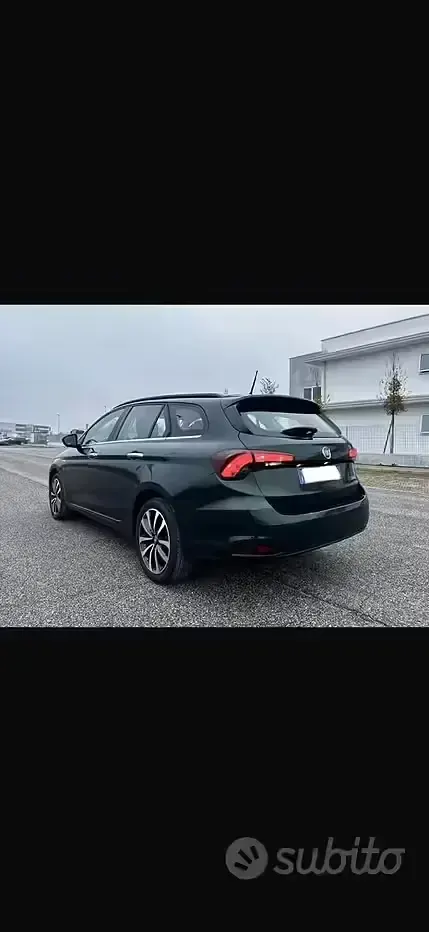 Usata Fiat Tipo 120 CV (88 kW) 2020 Verde Station wagon