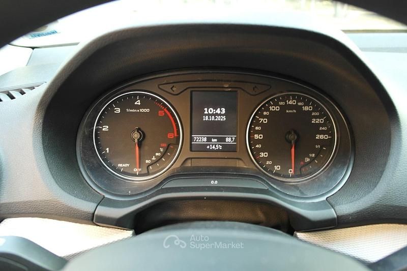 Usata Audi Q2 Business 116 CV (85 kW) 2017 Grigio SUV