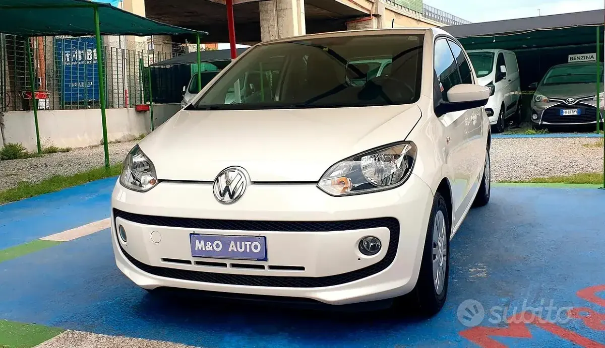 Usata VW up! 75 CV (55 kW) 2015 Bianco Utilitaria