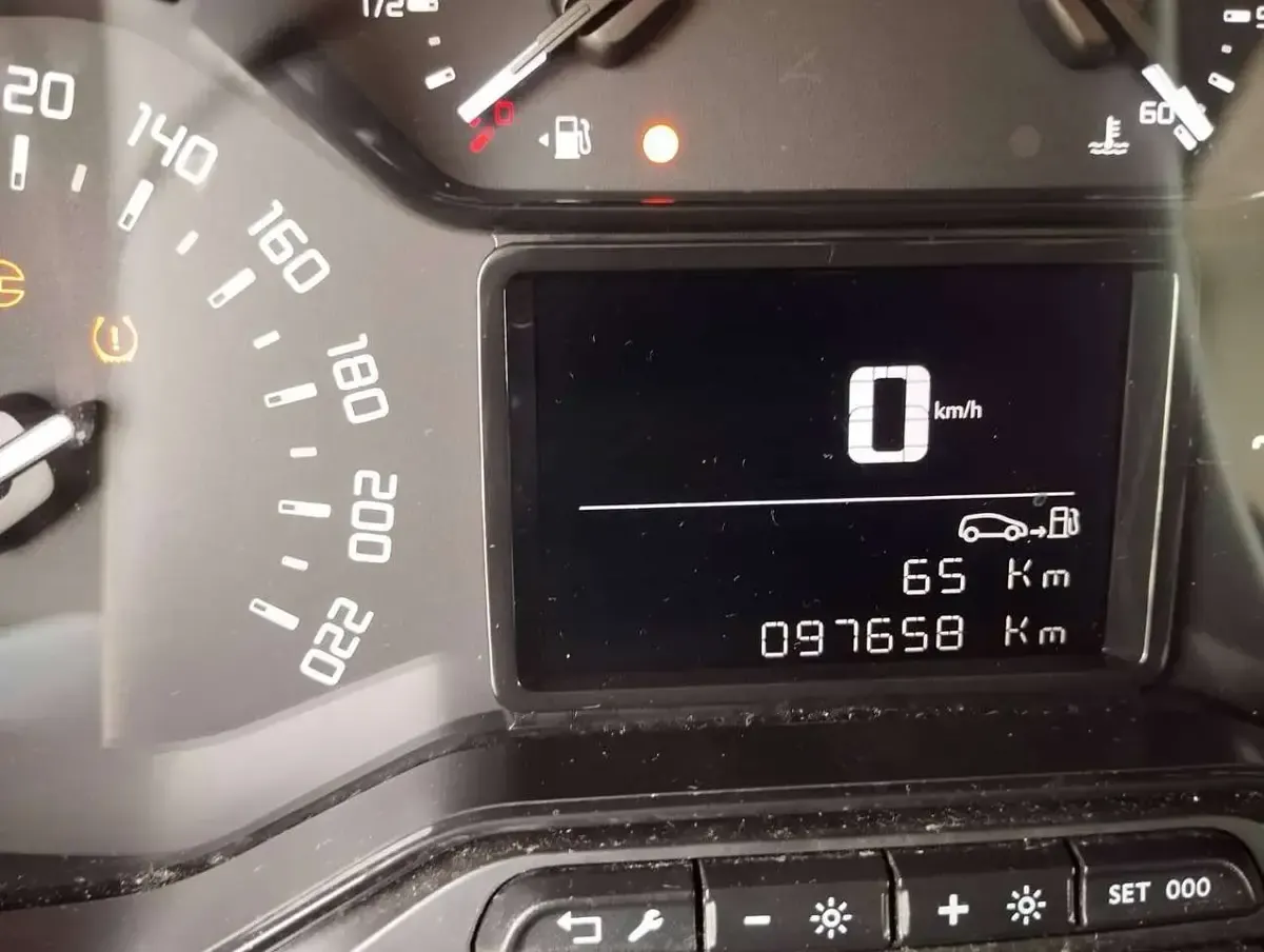 Usata Citroën Berlingo 101 CV (74 kW) 2020 Blu/azzurro Monovolume