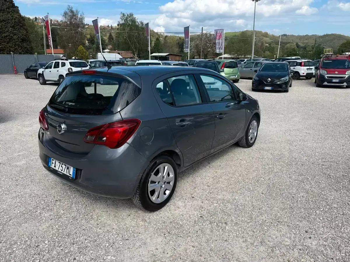 Usata Opel Corsa 69 CV (50 kW) 2015 Grigio Utilitaria