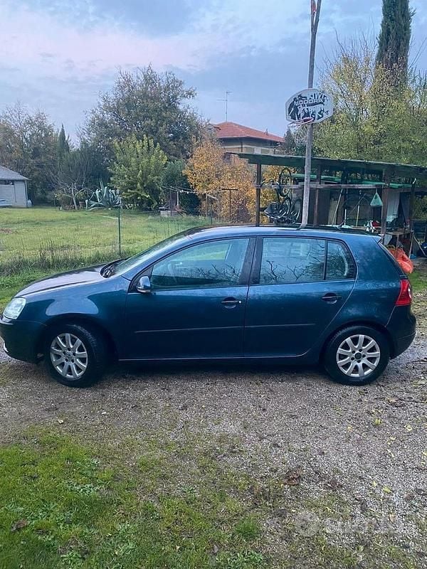 Usata VW Golf VI United 102 CV (75 kW) 2008 Blu Utilitaria